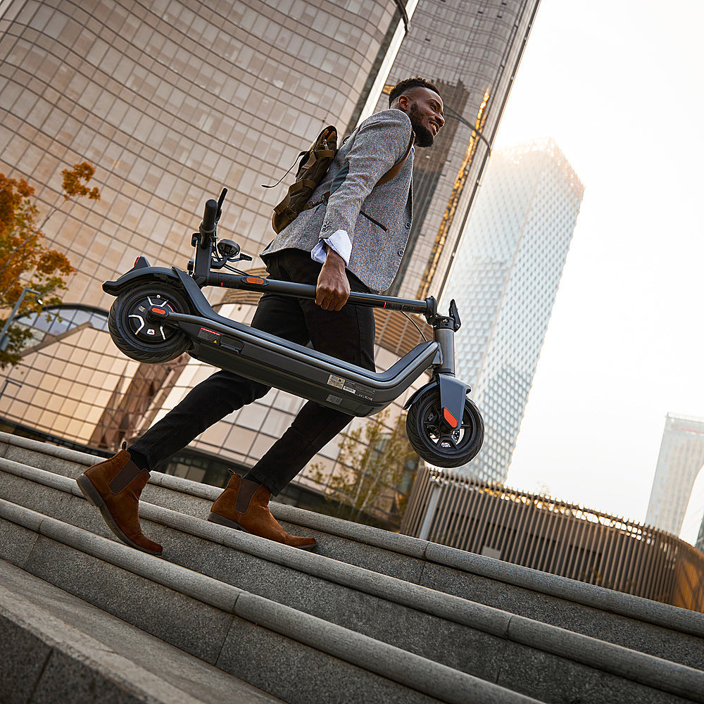 NIU - KQi3 Pro Foldable Electric Kick Scooter w/ 31 mi Max Operating Range & 20 mph Max Speed - Black - Image 8