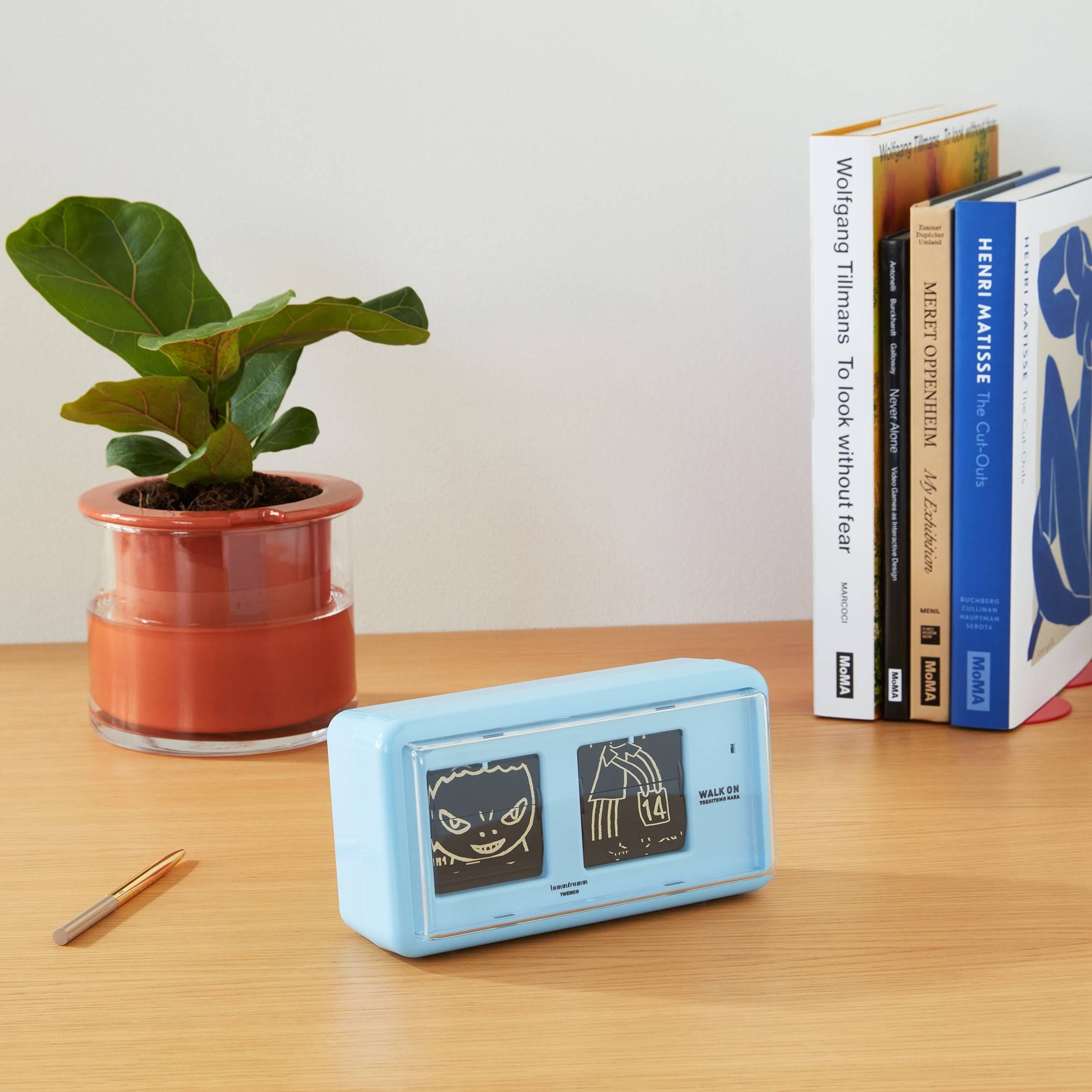 Yoshitomo Nara Walk On Flip Clock - Blue - Image 6