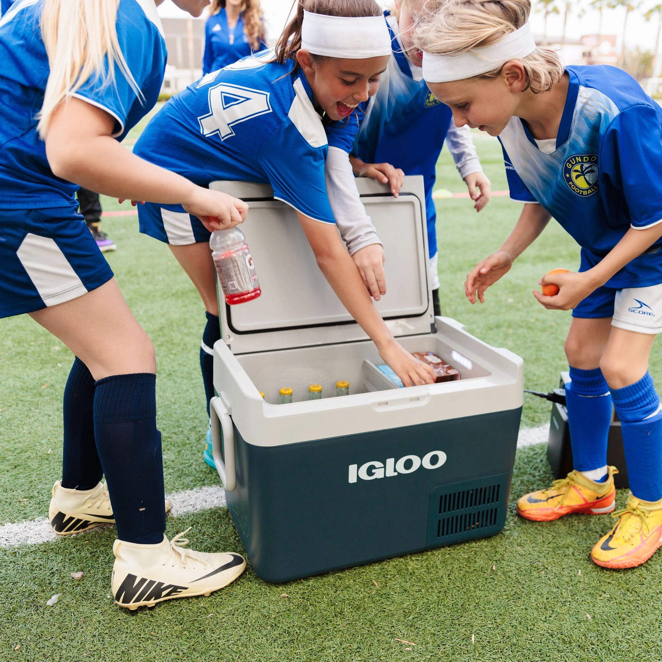 Igloo 38 QT ICF 32 Active Electric Cooler; Rugged Blue - Image 10
