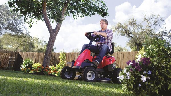 Troy-Bilt TB30 382cc 30" 6-Speed Riding Lawn Mower Remanufactured - Image 3
