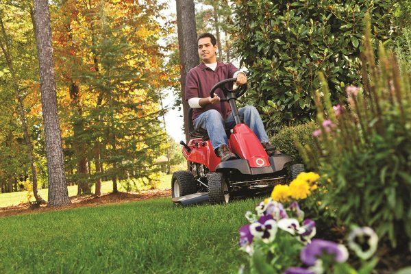 Troy-Bilt TB30 382cc 30" 6-Speed Riding Lawn Mower Remanufactured - Image 4